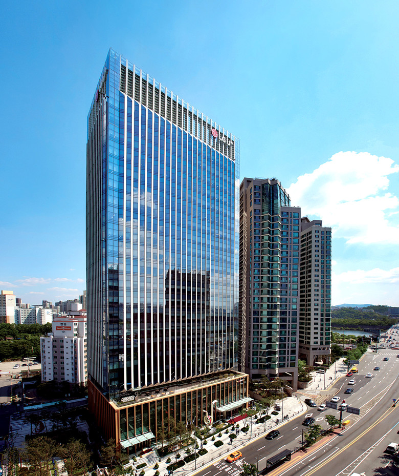 LG유플러스, 설 맞이 중소 협력사·...